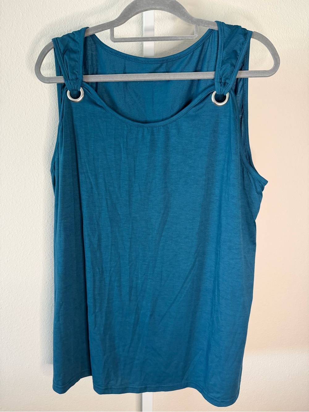 NWOT Teal Sleeveless Ring-Detail Women’s Tank Top